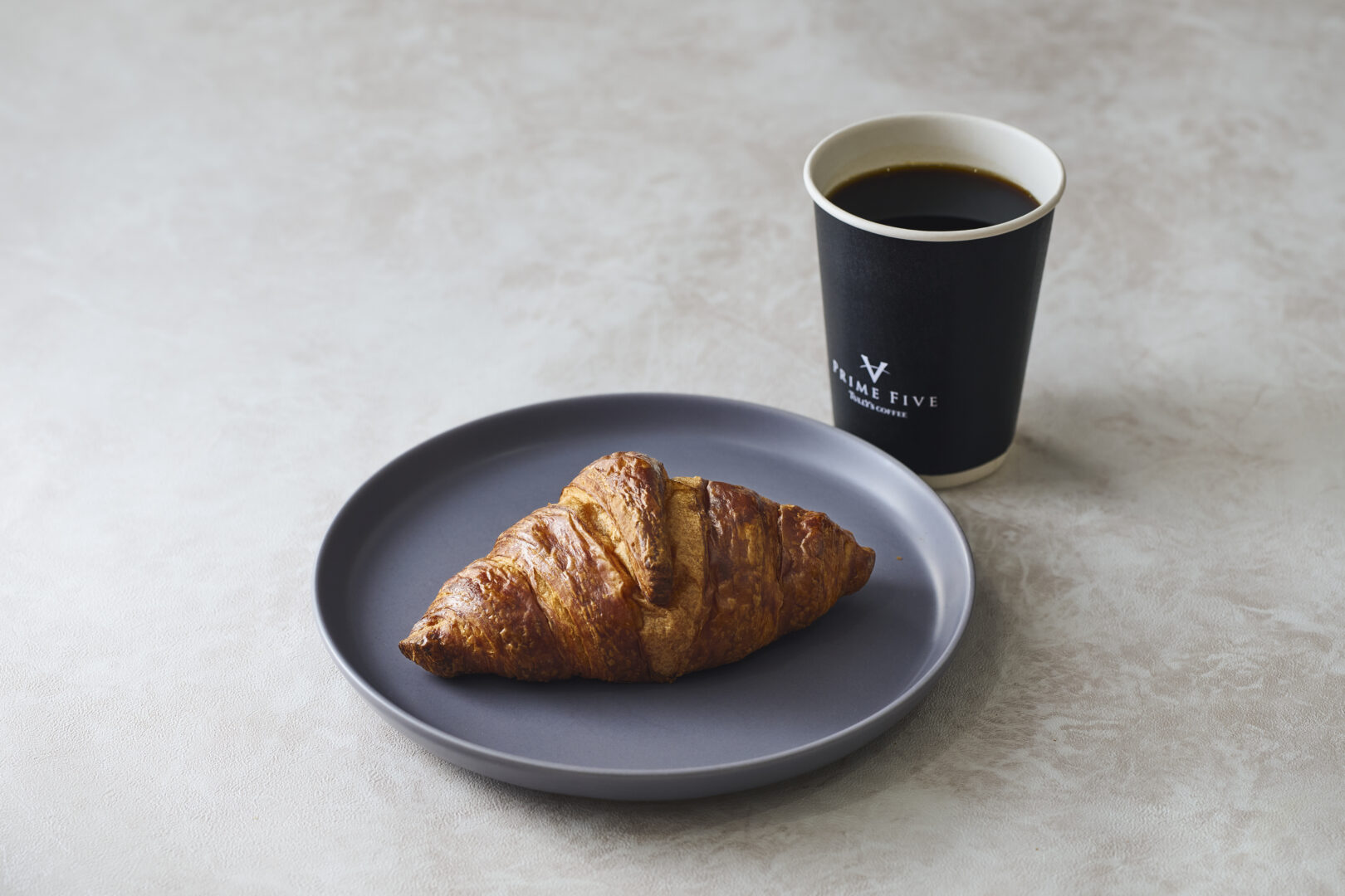 PRIME FIVE TULLY'S COFFEE 新宿サザンテラス店
